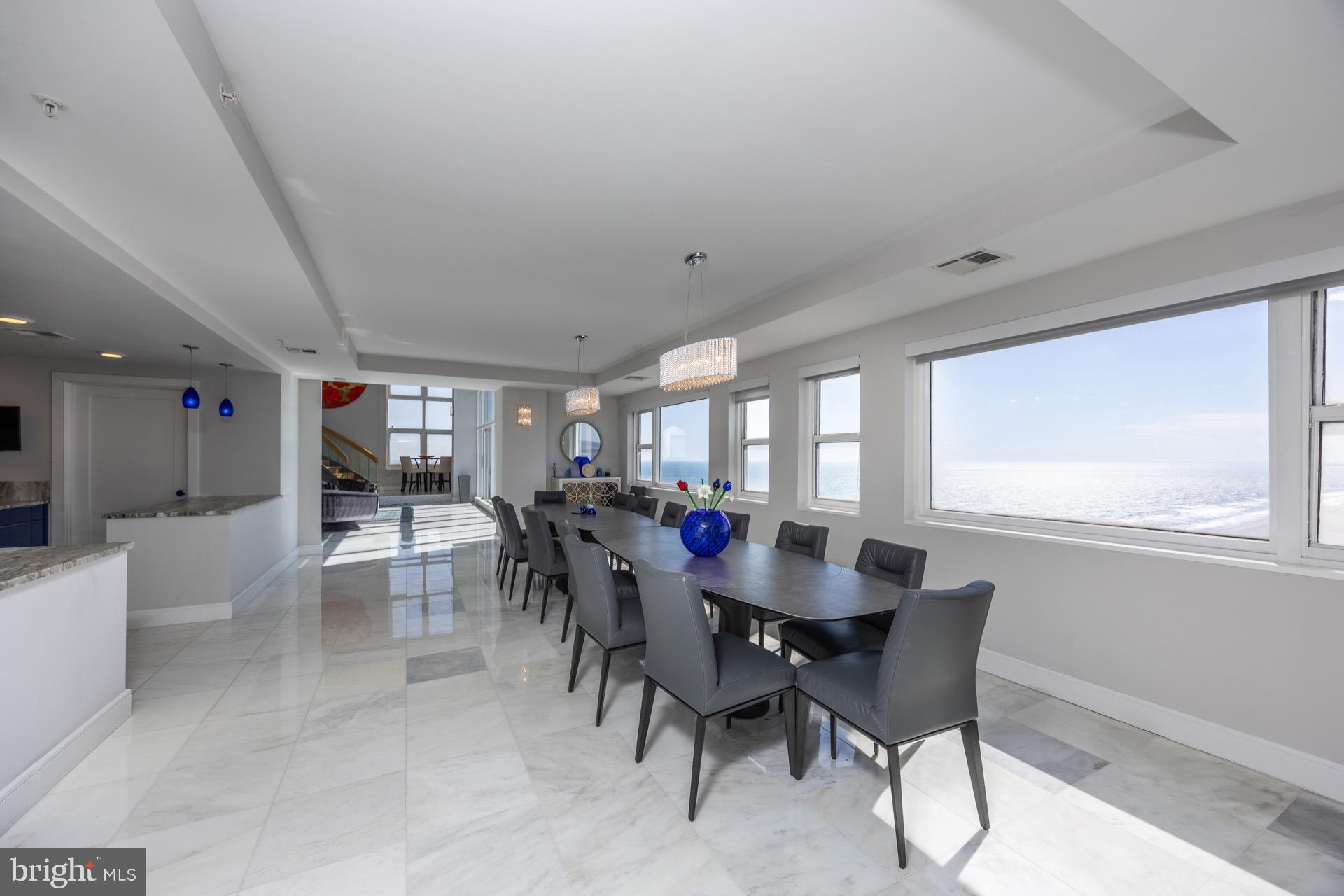 3101 BOARDWALK 3403-3405