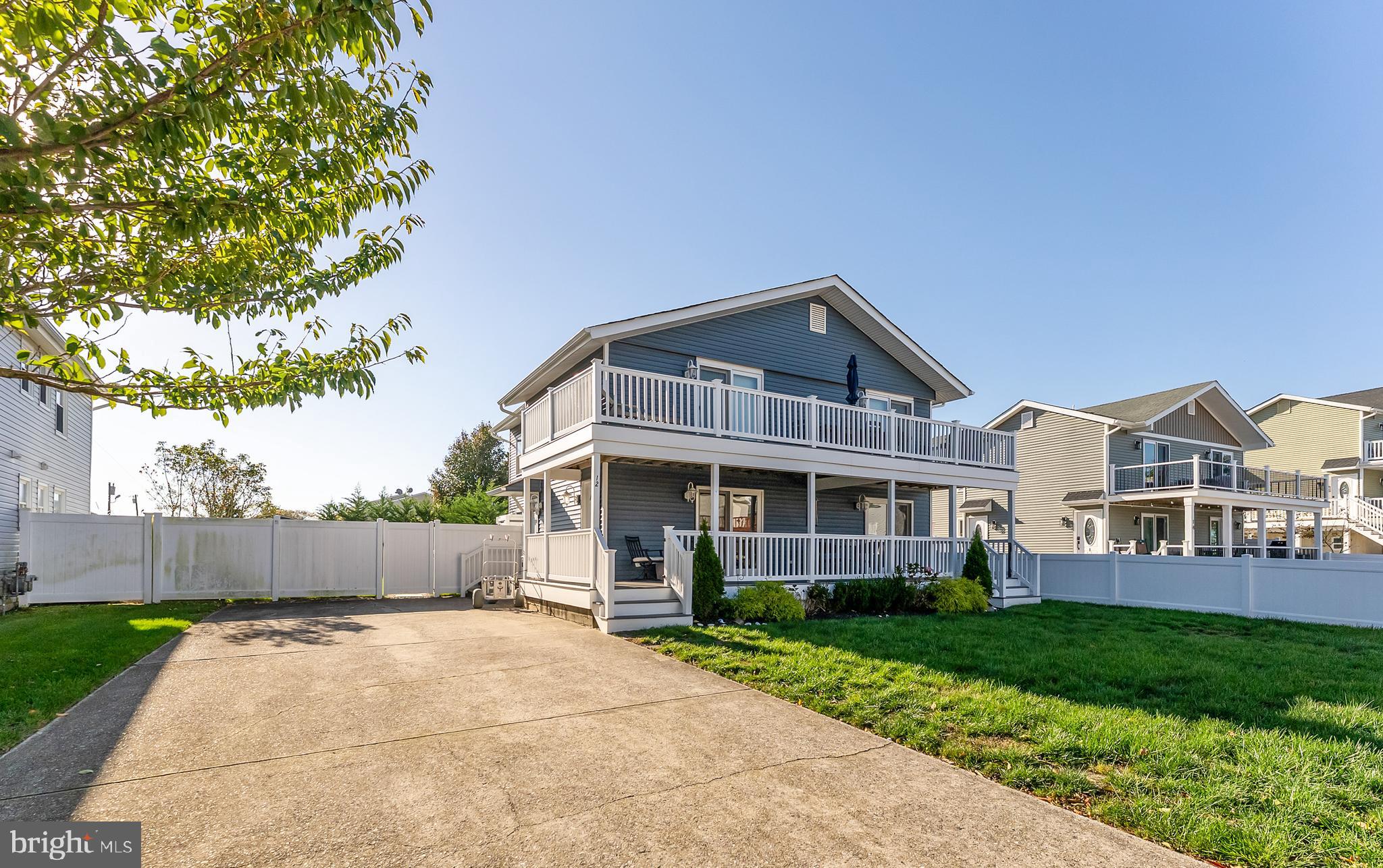 12 LIGHTHOUSE DRIVE A