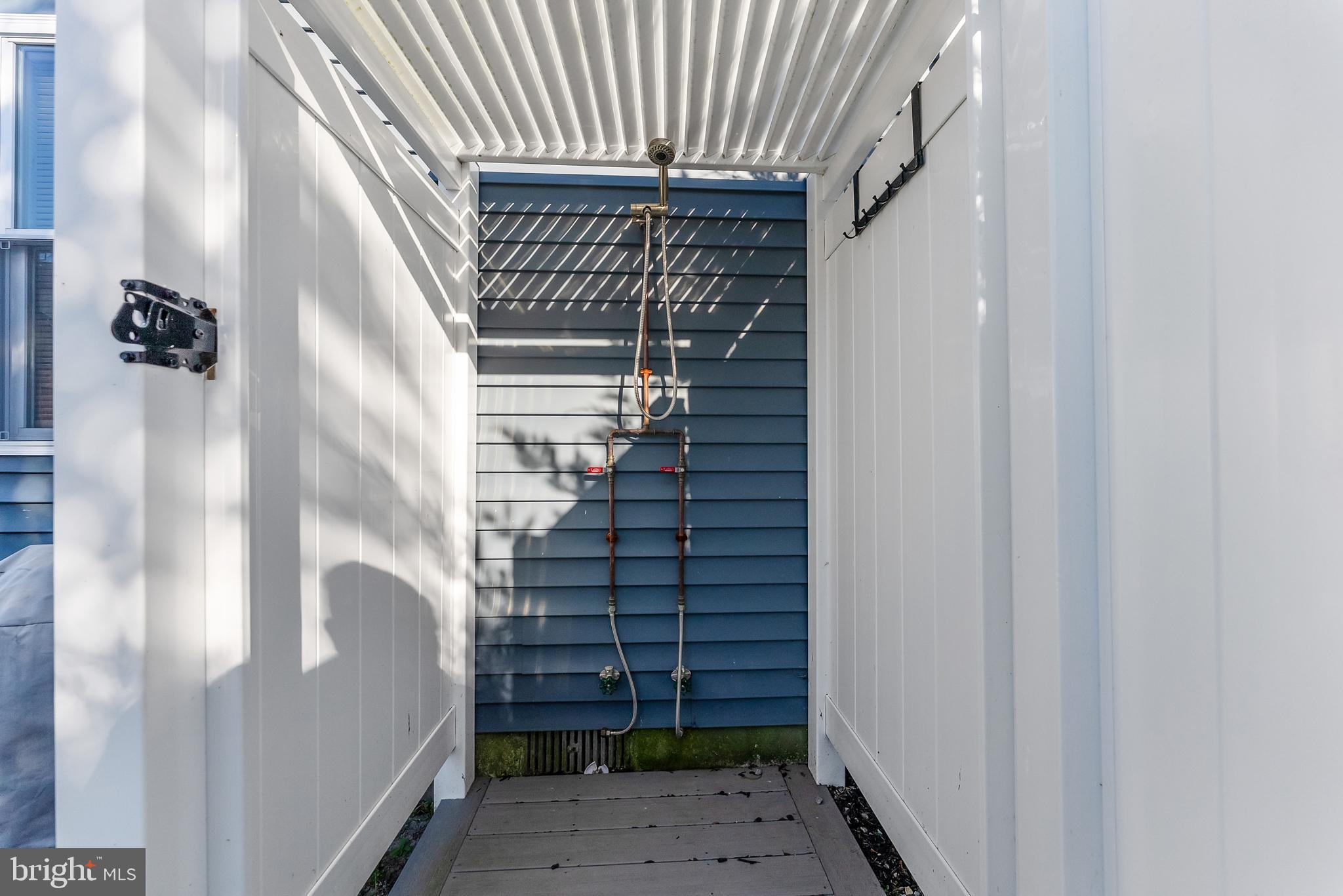 12 LIGHTHOUSE DRIVE A