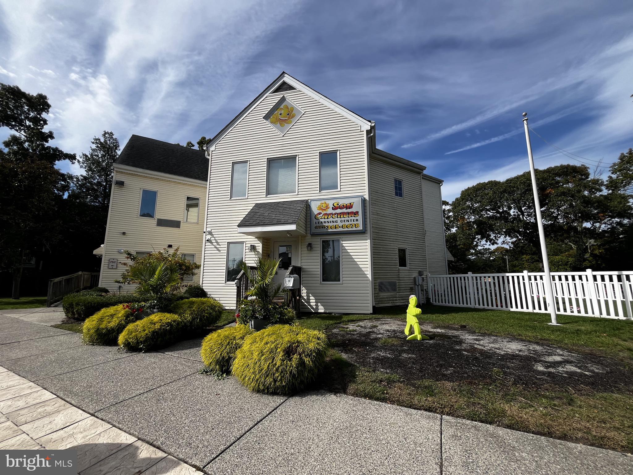 519 SHORE ROAD
