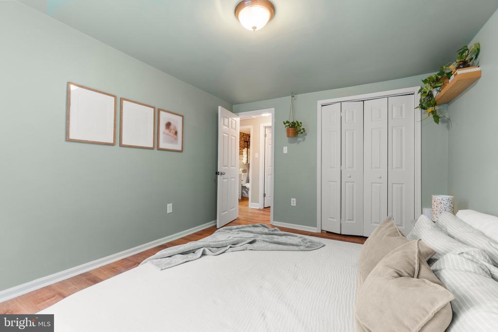 1504 ELM STREET