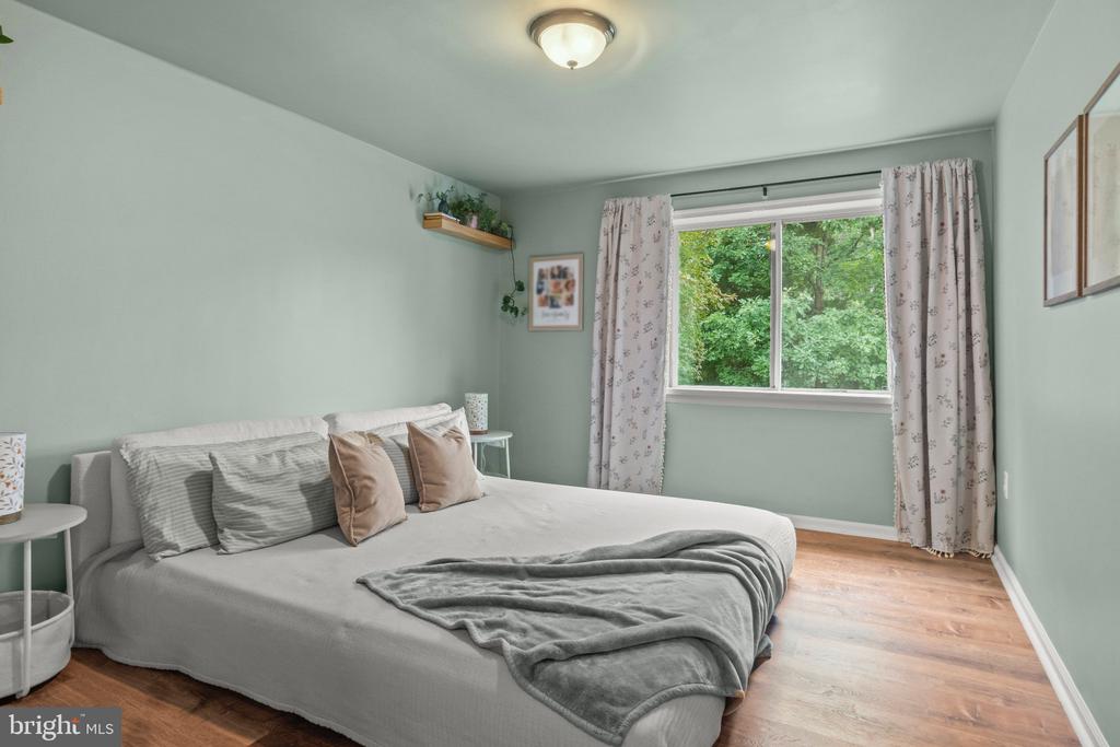 1504 ELM STREET
