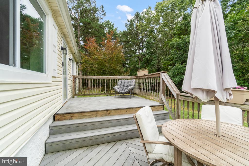 1504 ELM STREET