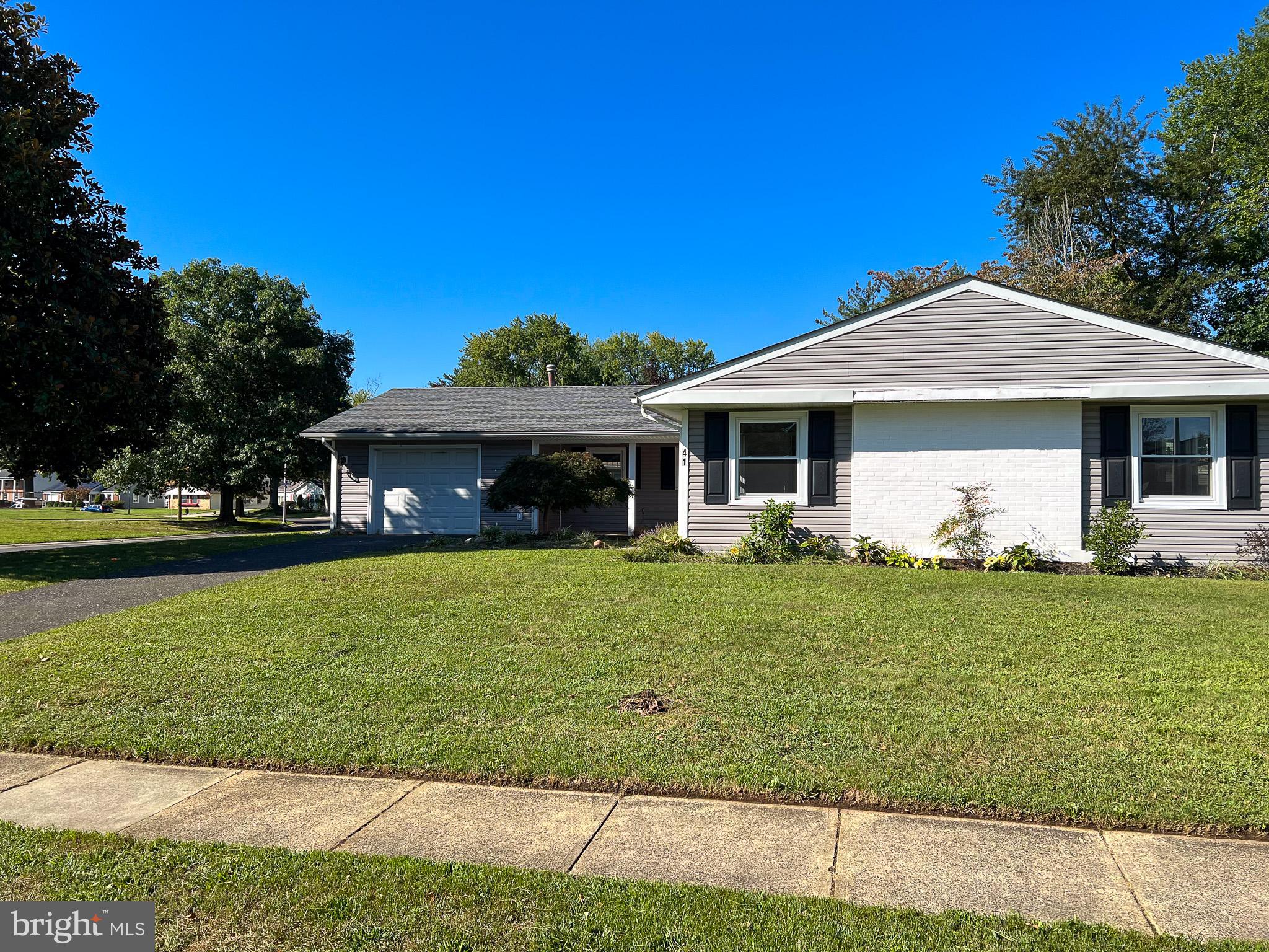 41 Norwick Ln