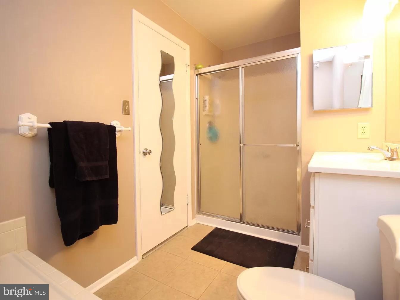 2419-B Durham Ct