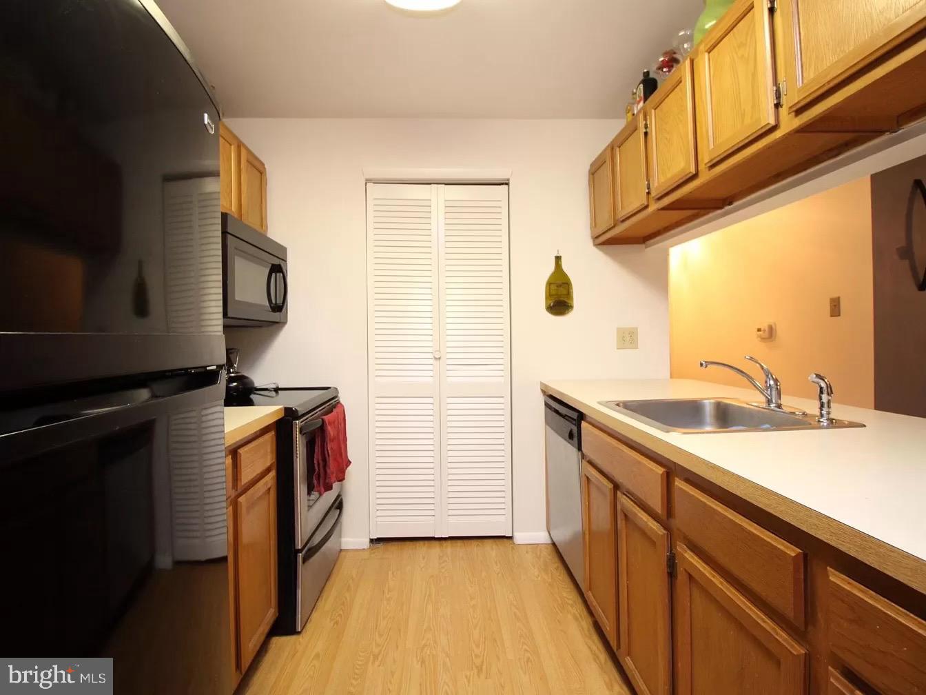 2419-B Durham Ct