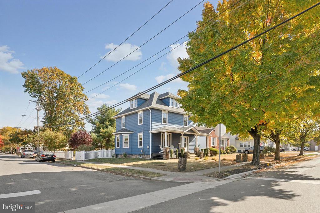 500 Leconey Ave