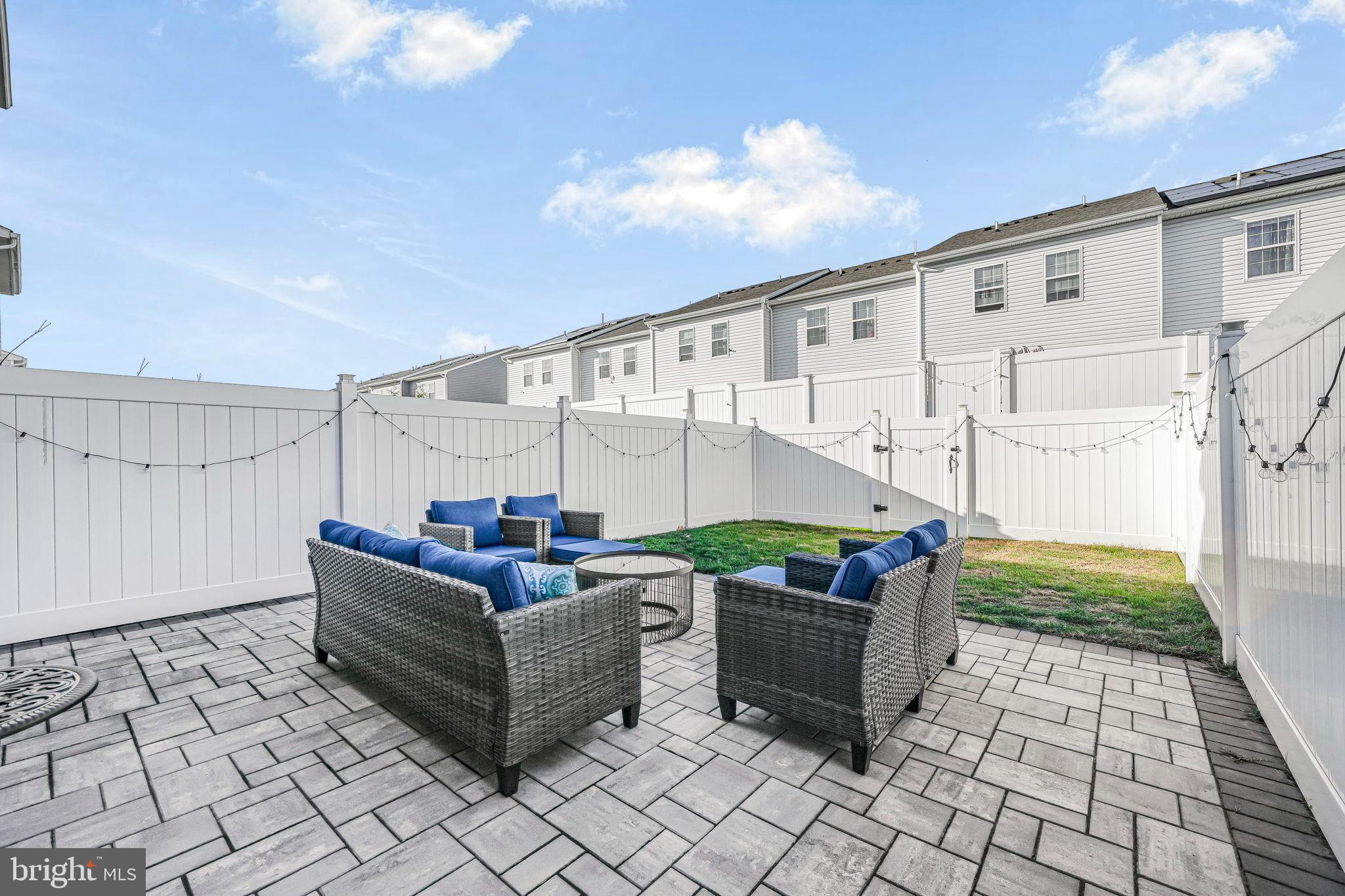 69 PEREGRINE WAY