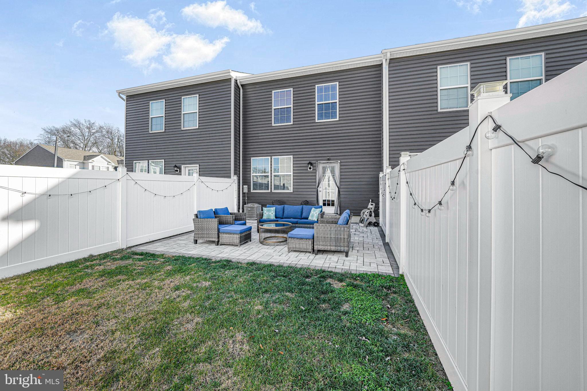 69 PEREGRINE WAY