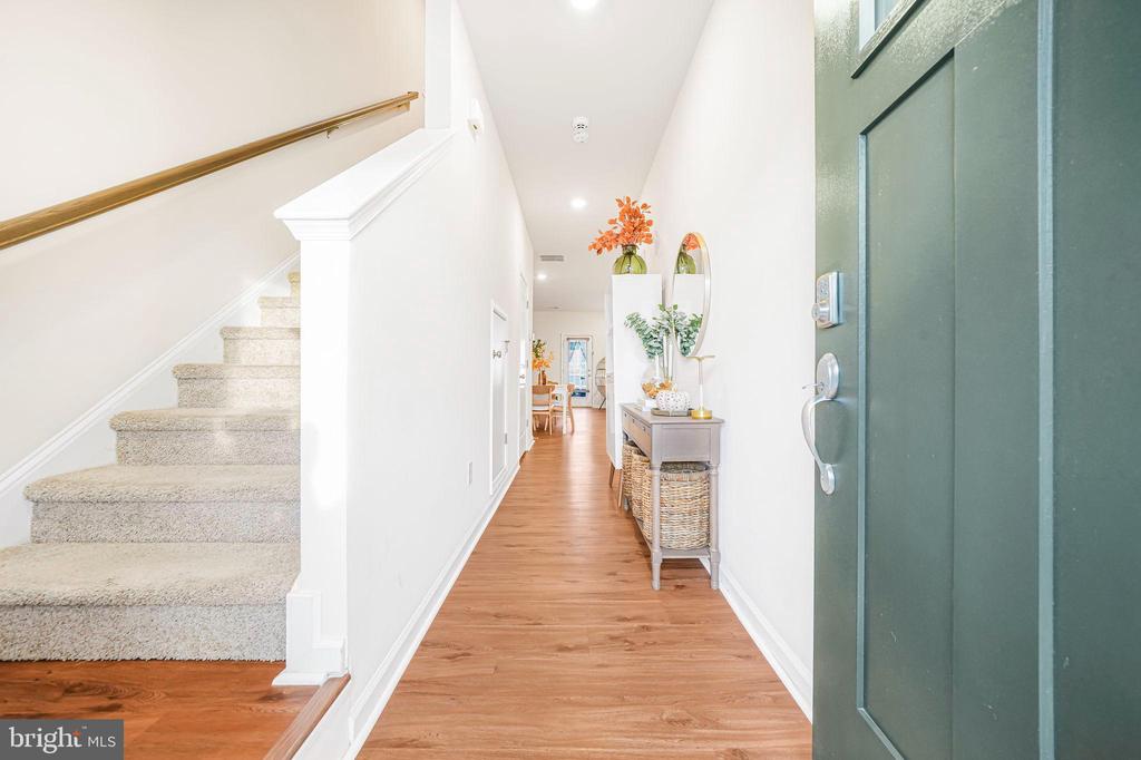 69 PEREGRINE WAY