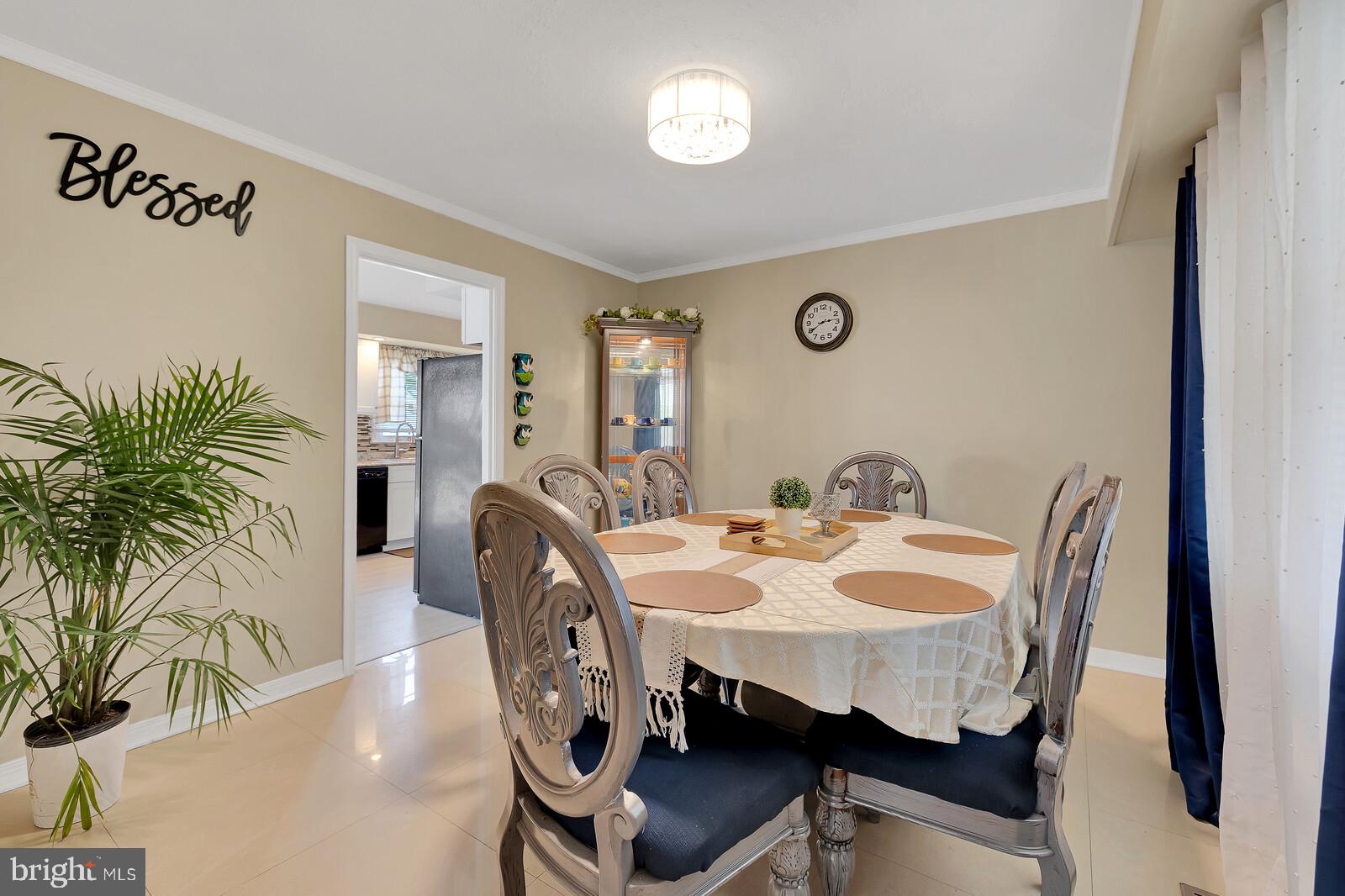2 HARRINGTON CIRCLE