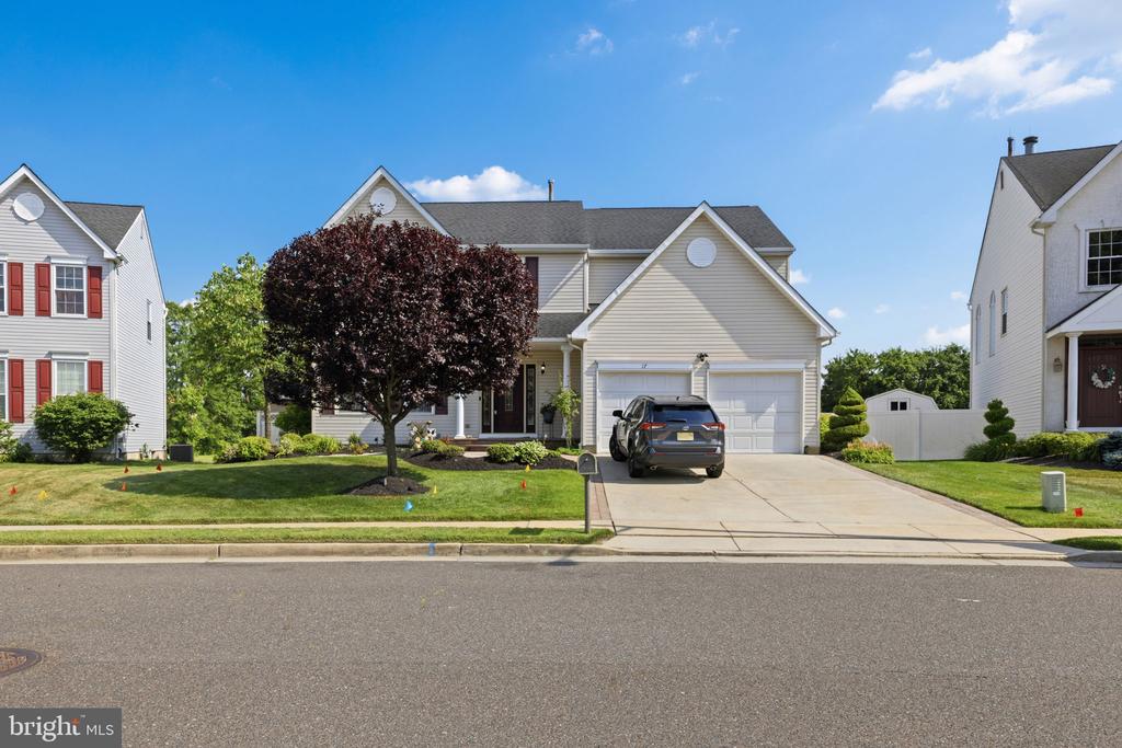 17 PADDOCK ROAD
