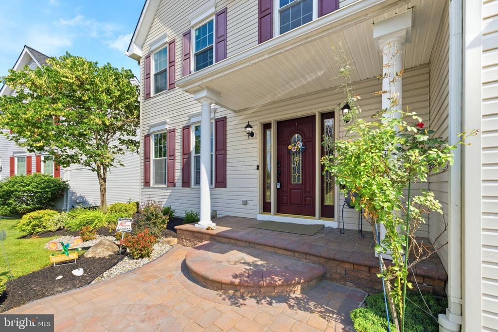 17 PADDOCK ROAD