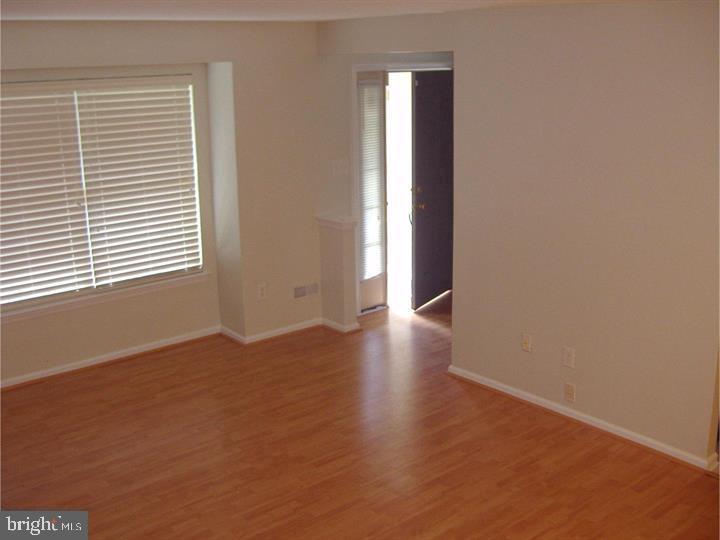 1807 DELANCEY WAY