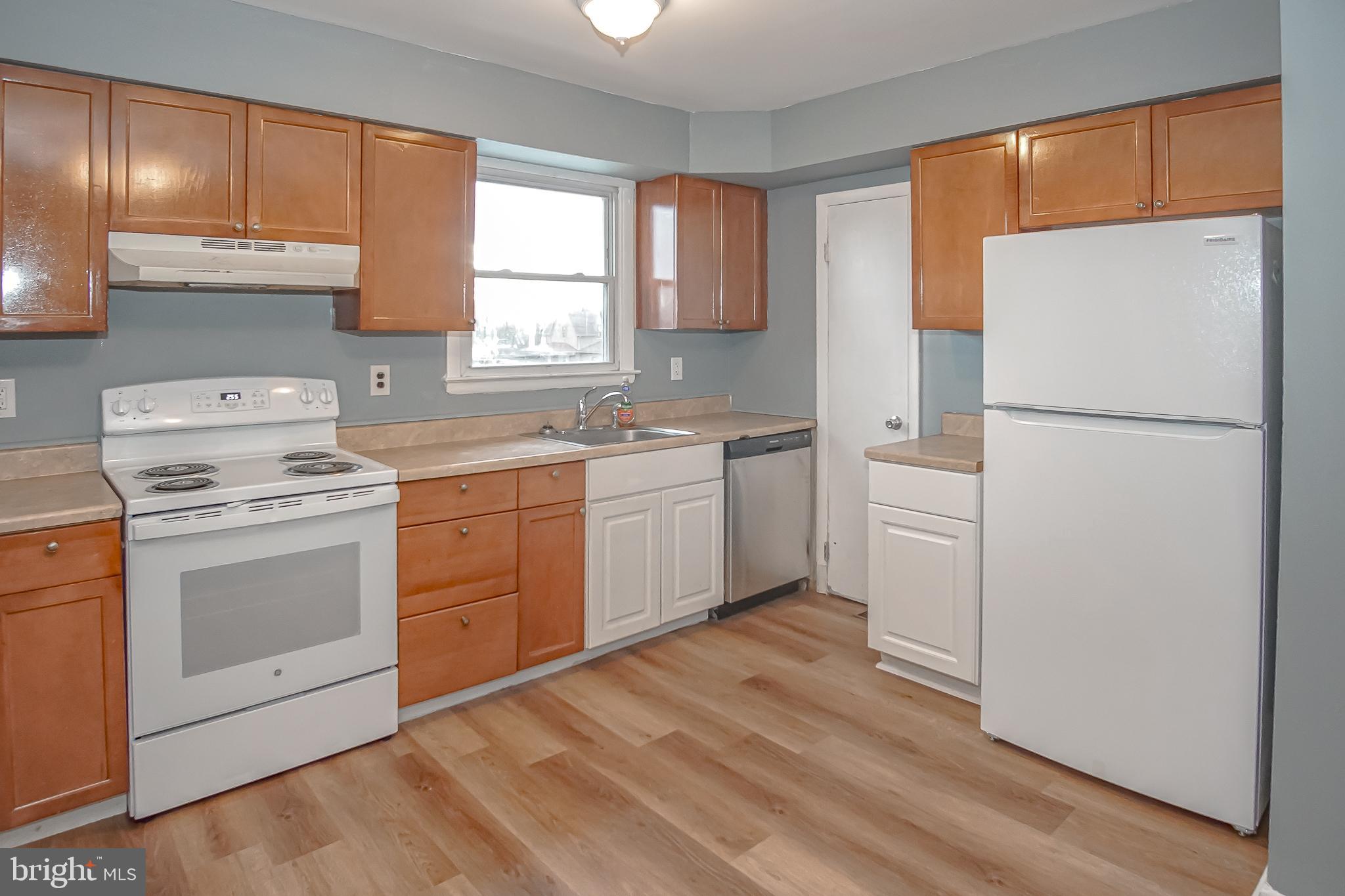 11 N Carlton St #11