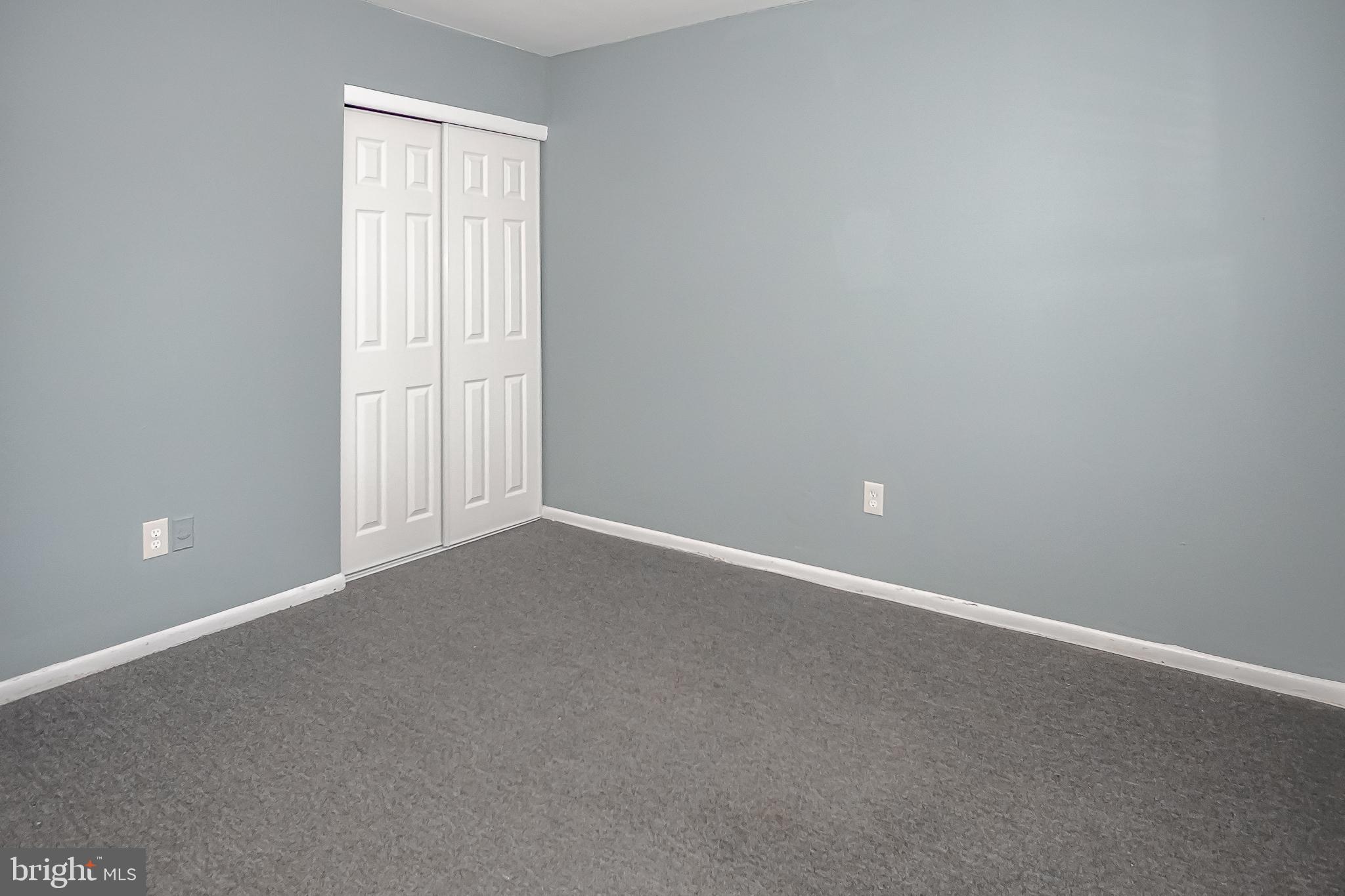 11 N Carlton St #11