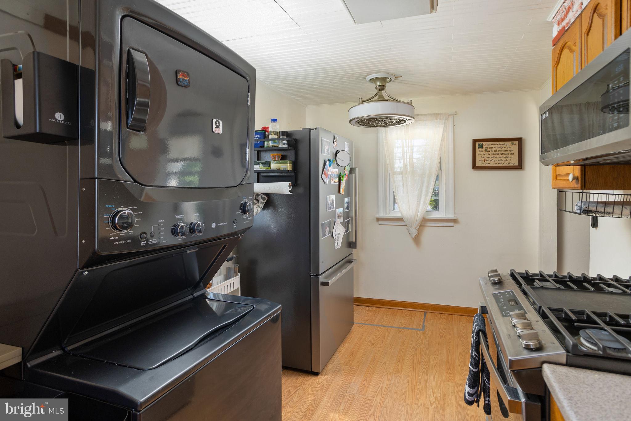 615 Winthrop Ave