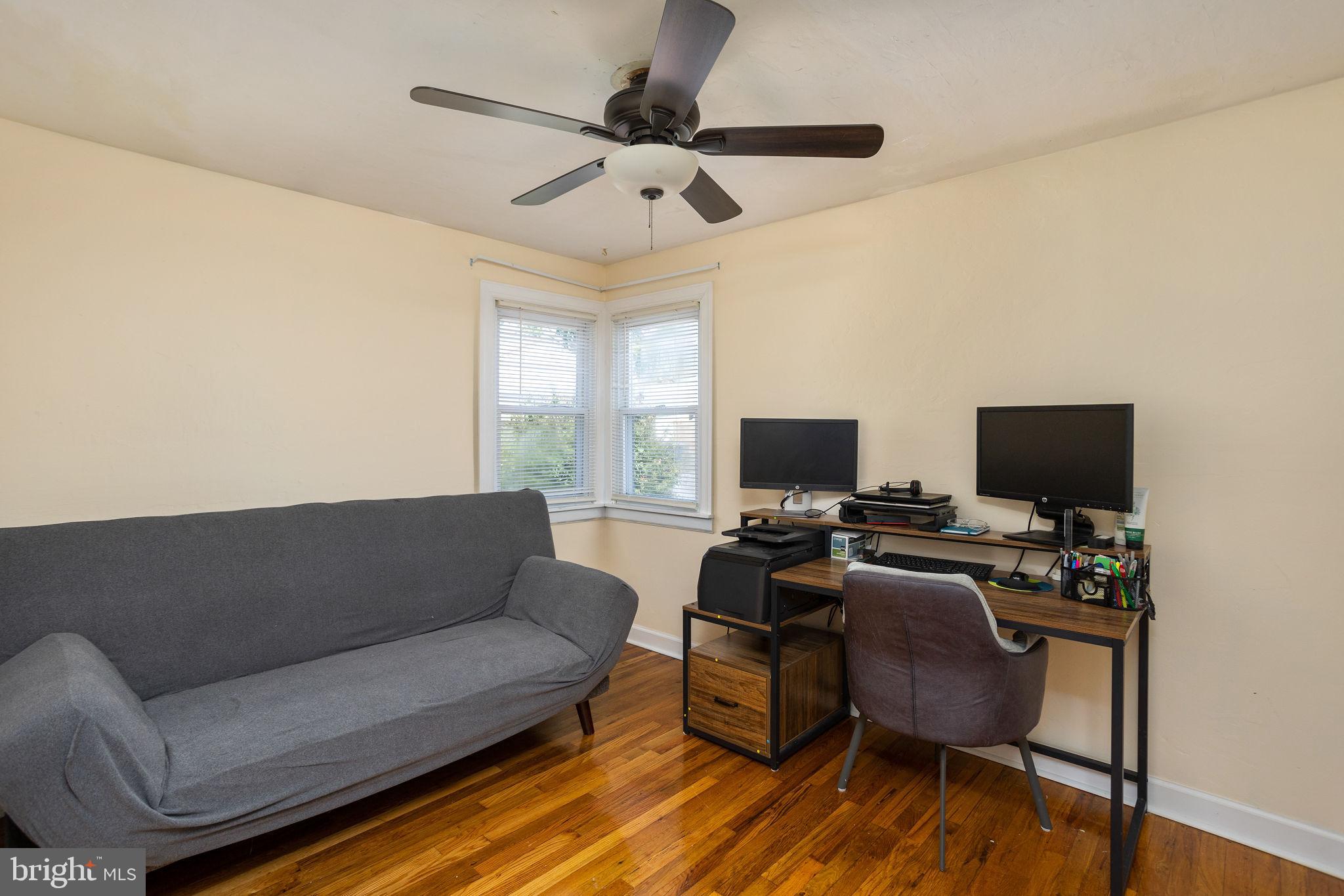 615 Winthrop Ave