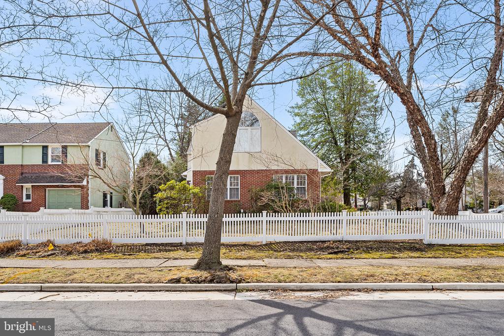 510 Avondale Ave
