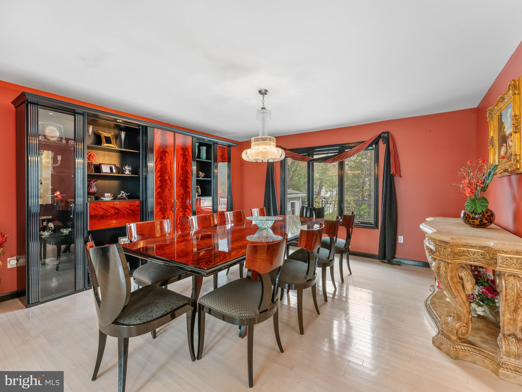 28 Vanessa Ct