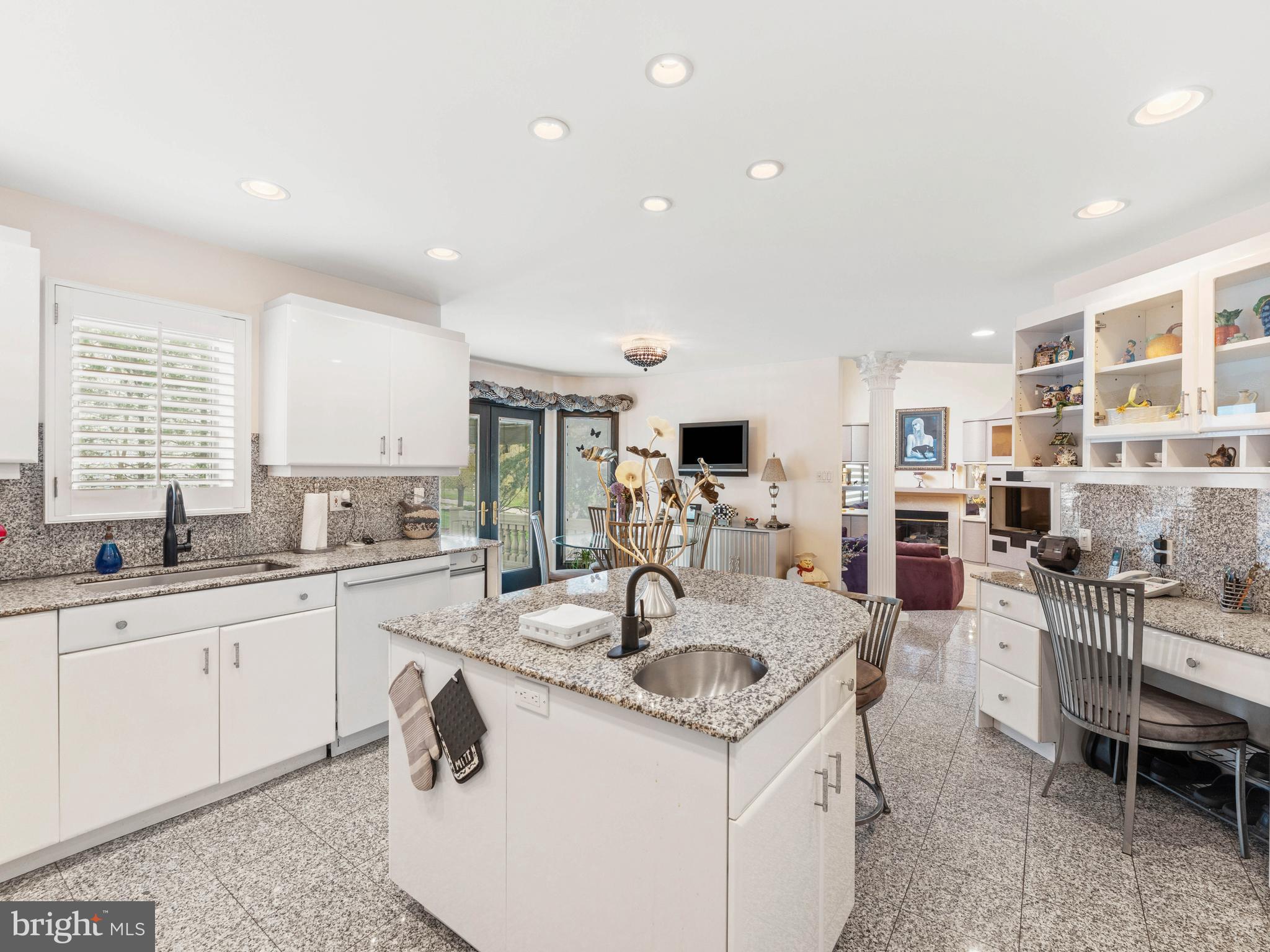 28 Vanessa Ct
