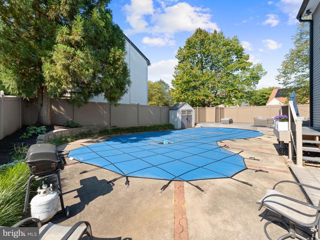 7750 HESSON LANE