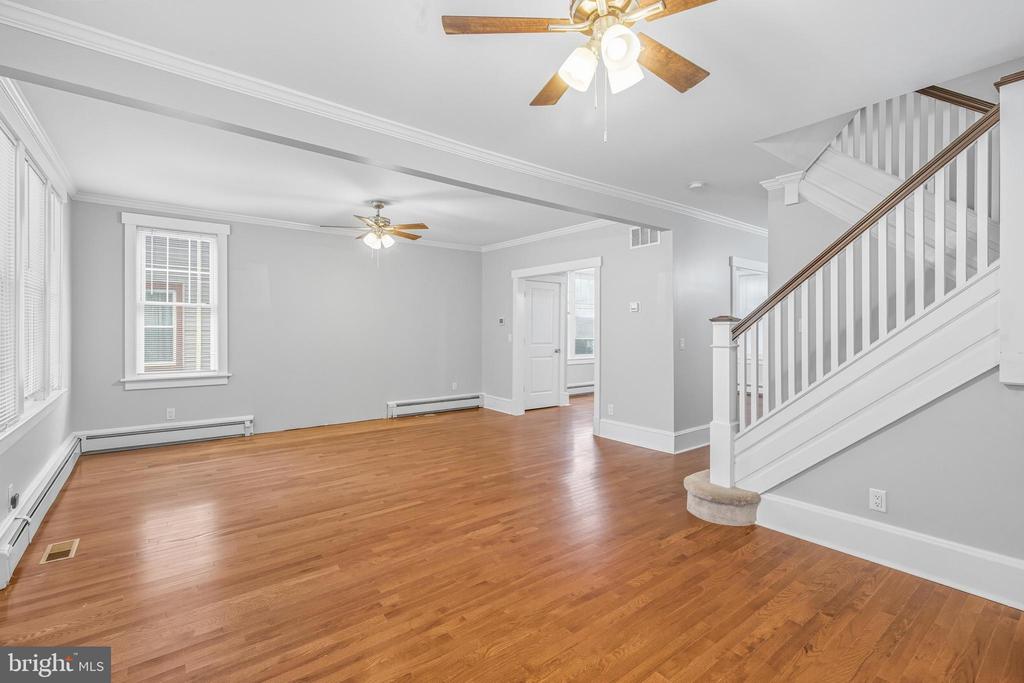 21 ALEXANDER AVENUE
