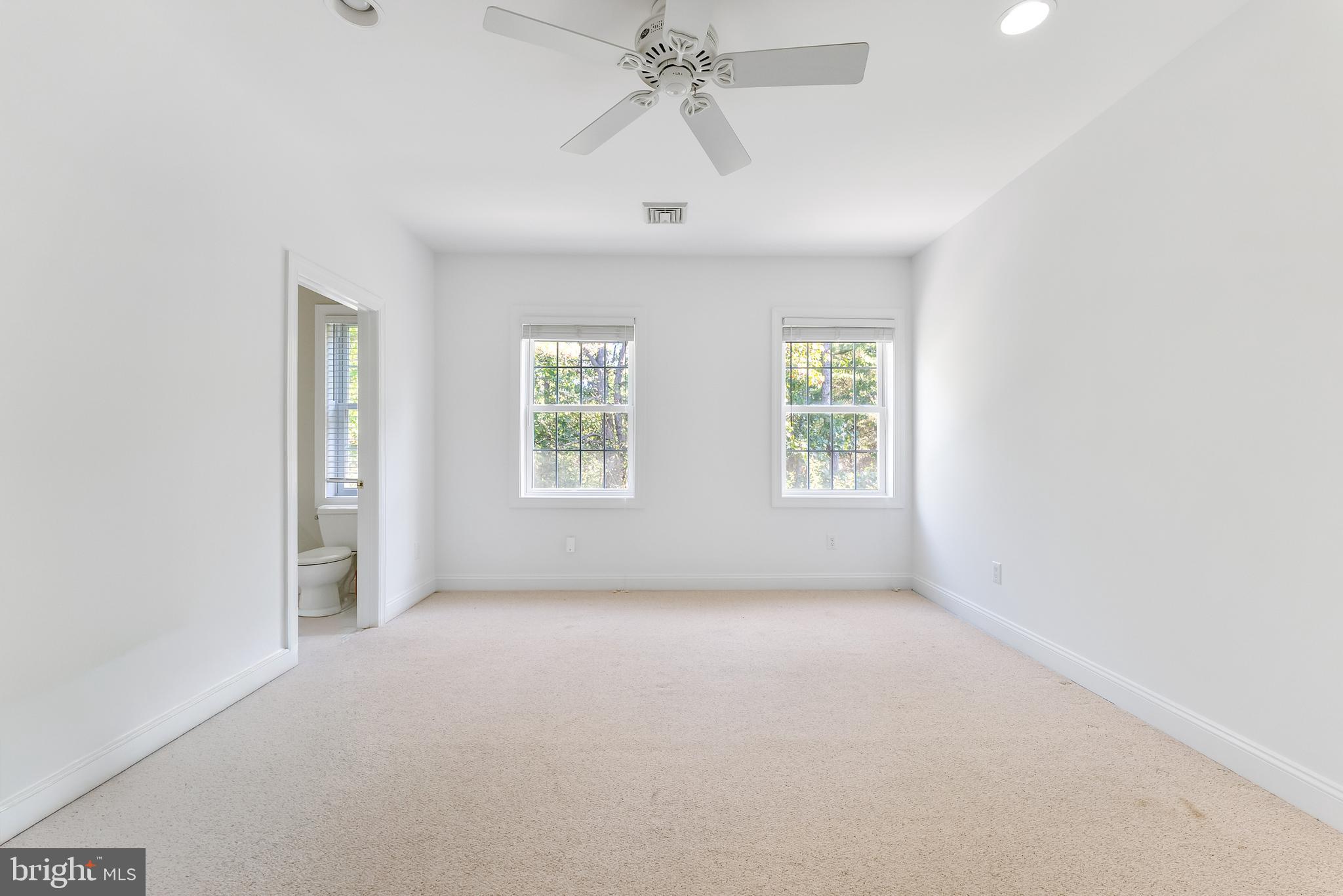 2076 HENDRICKS AVENUE