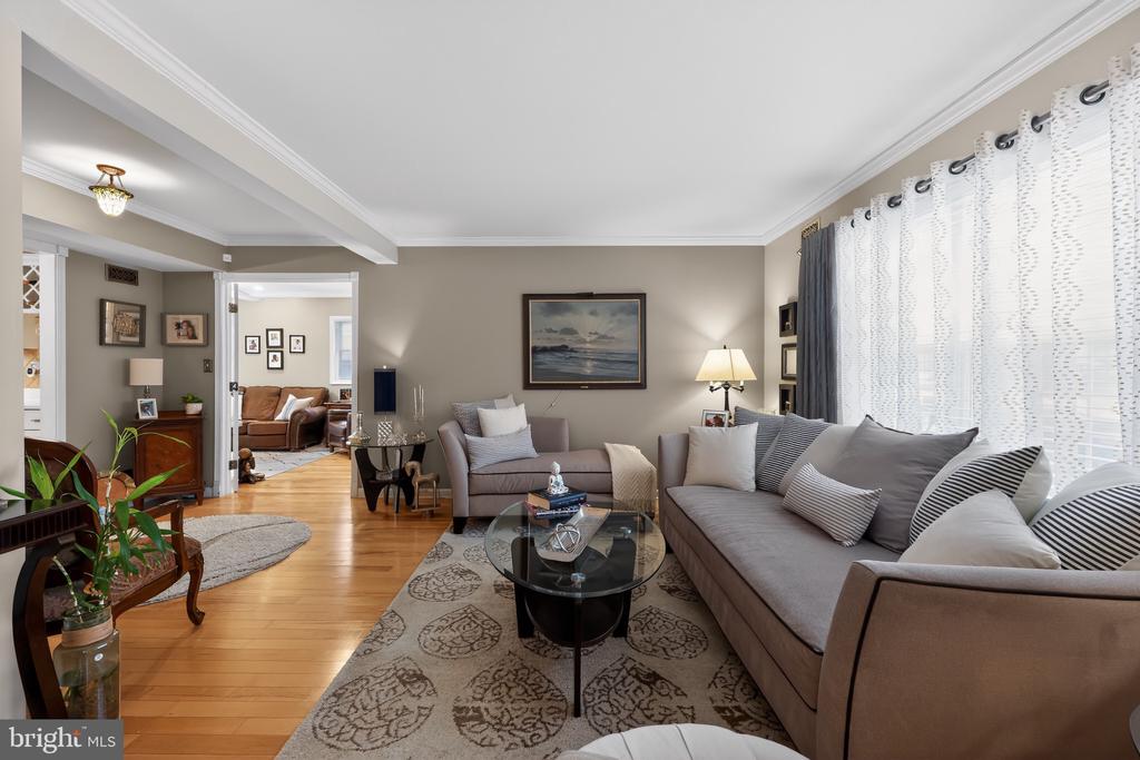 184 PEREGRINE DRIVE