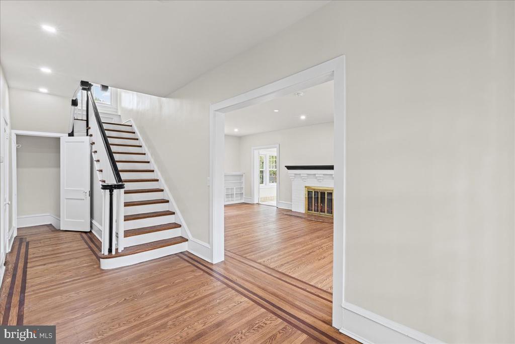 215 BROWNING ROAD