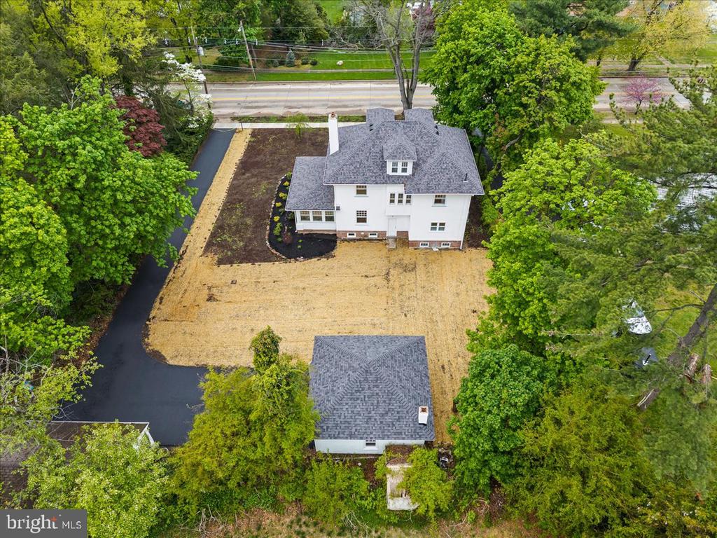 215 BROWNING ROAD