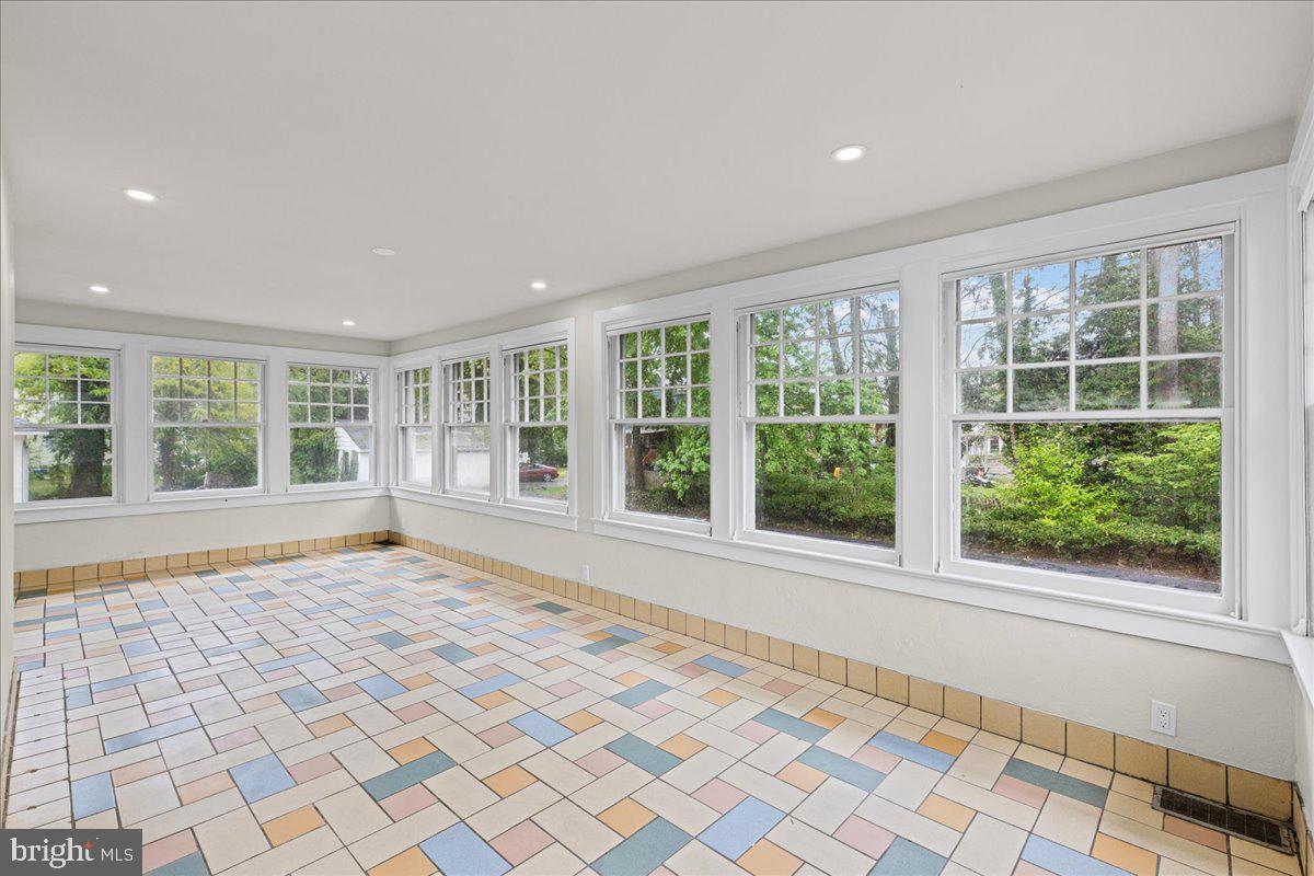 215 BROWNING ROAD
