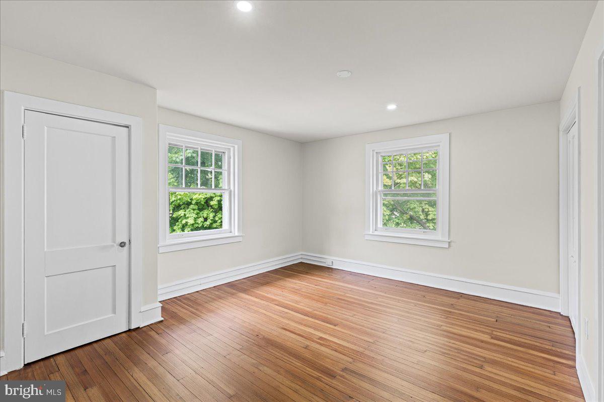 215 BROWNING ROAD