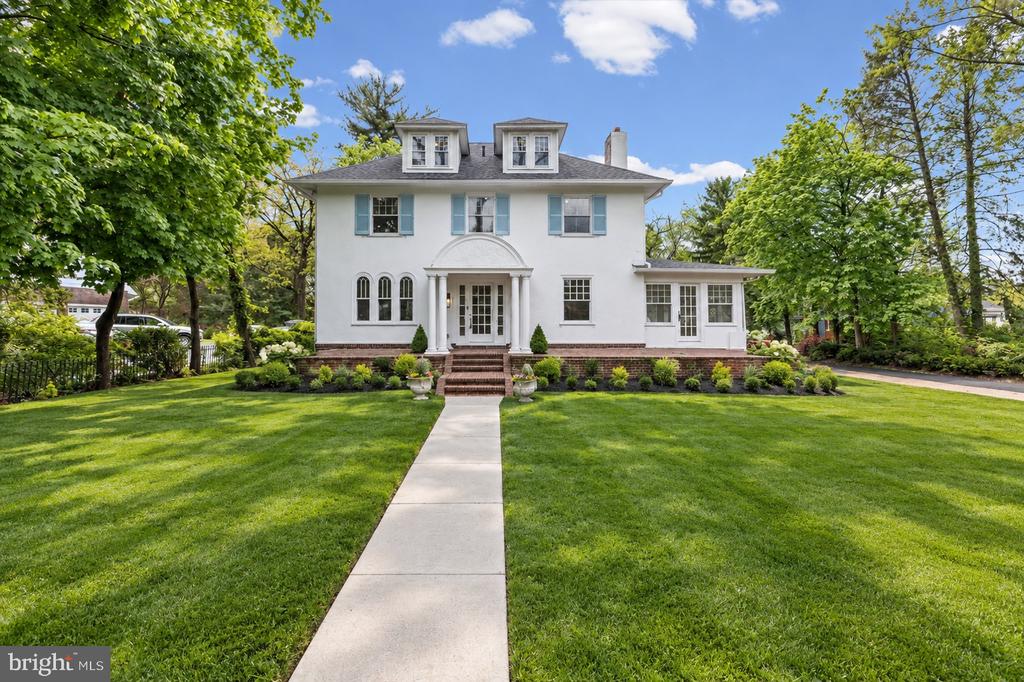 215 BROWNING ROAD