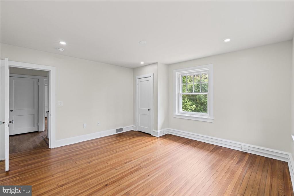 215 BROWNING ROAD