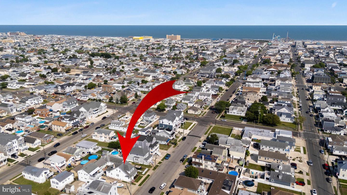 221 W 25th Ave