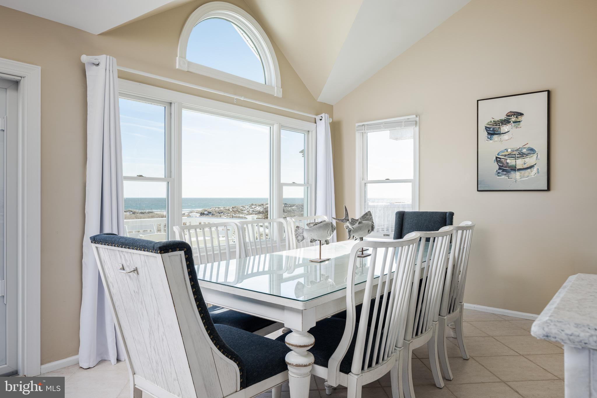 4923 CENTRAL AVENUE 2