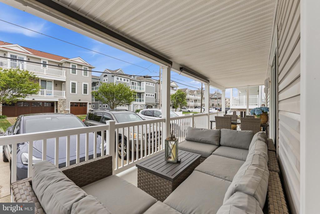 3425 CENTRAL AVENUE -27