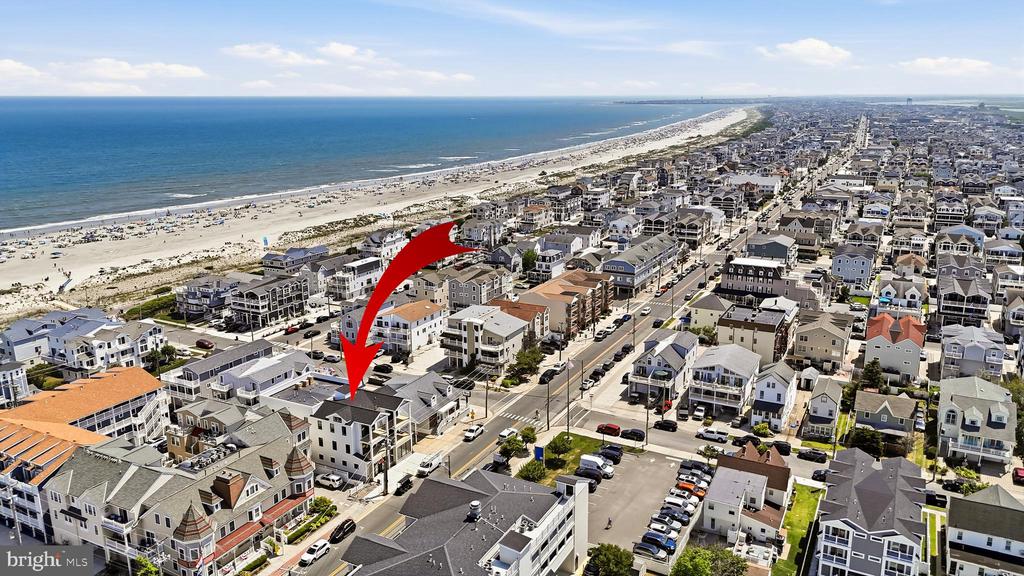 4411 LANDIS AVENUE Unit: 301