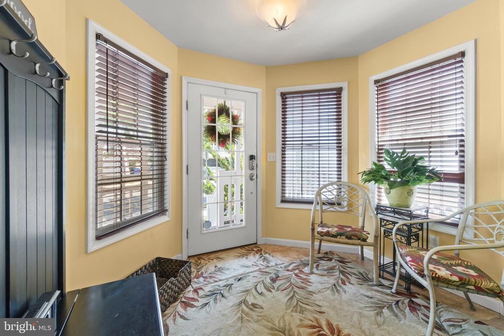 212 E MAGNOLIA AVENUE Unit: D