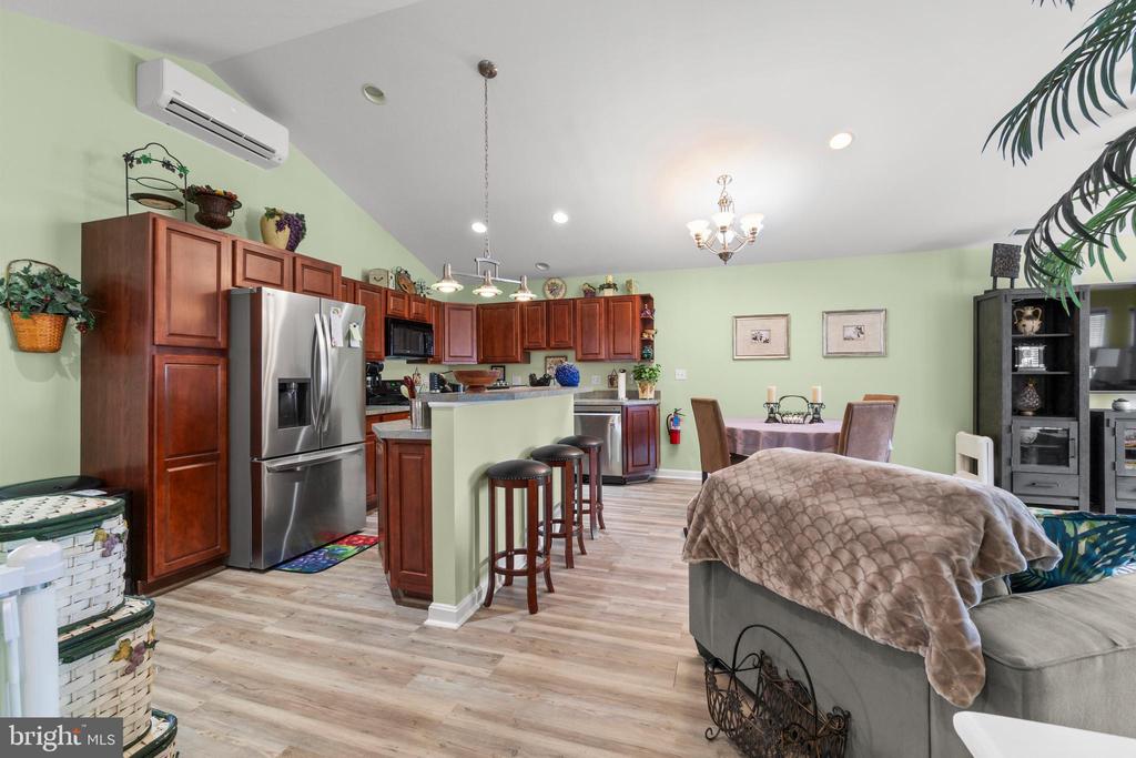 212 E MAGNOLIA AVENUE Unit: D