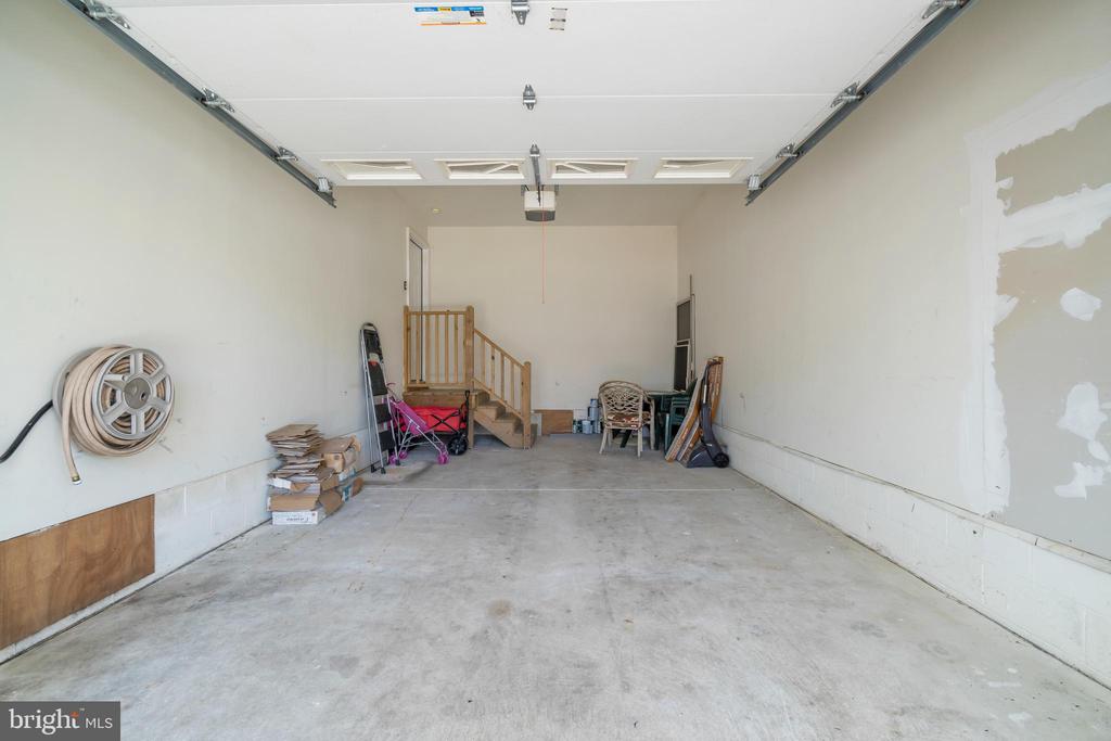 212 E MAGNOLIA AVENUE Unit: D