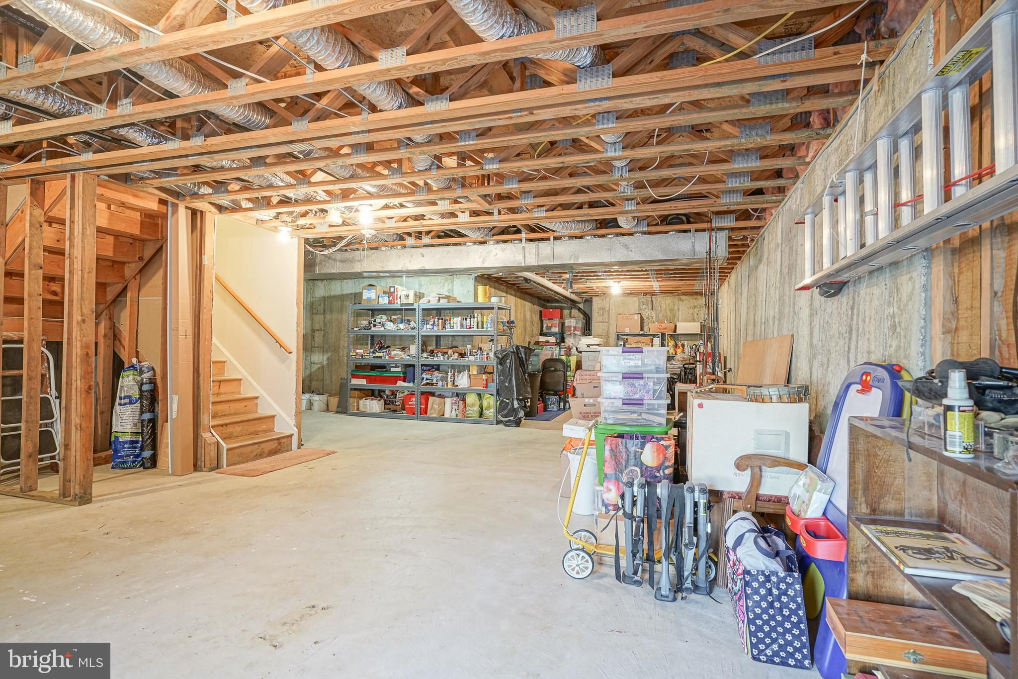 28 Timbercrest Dr