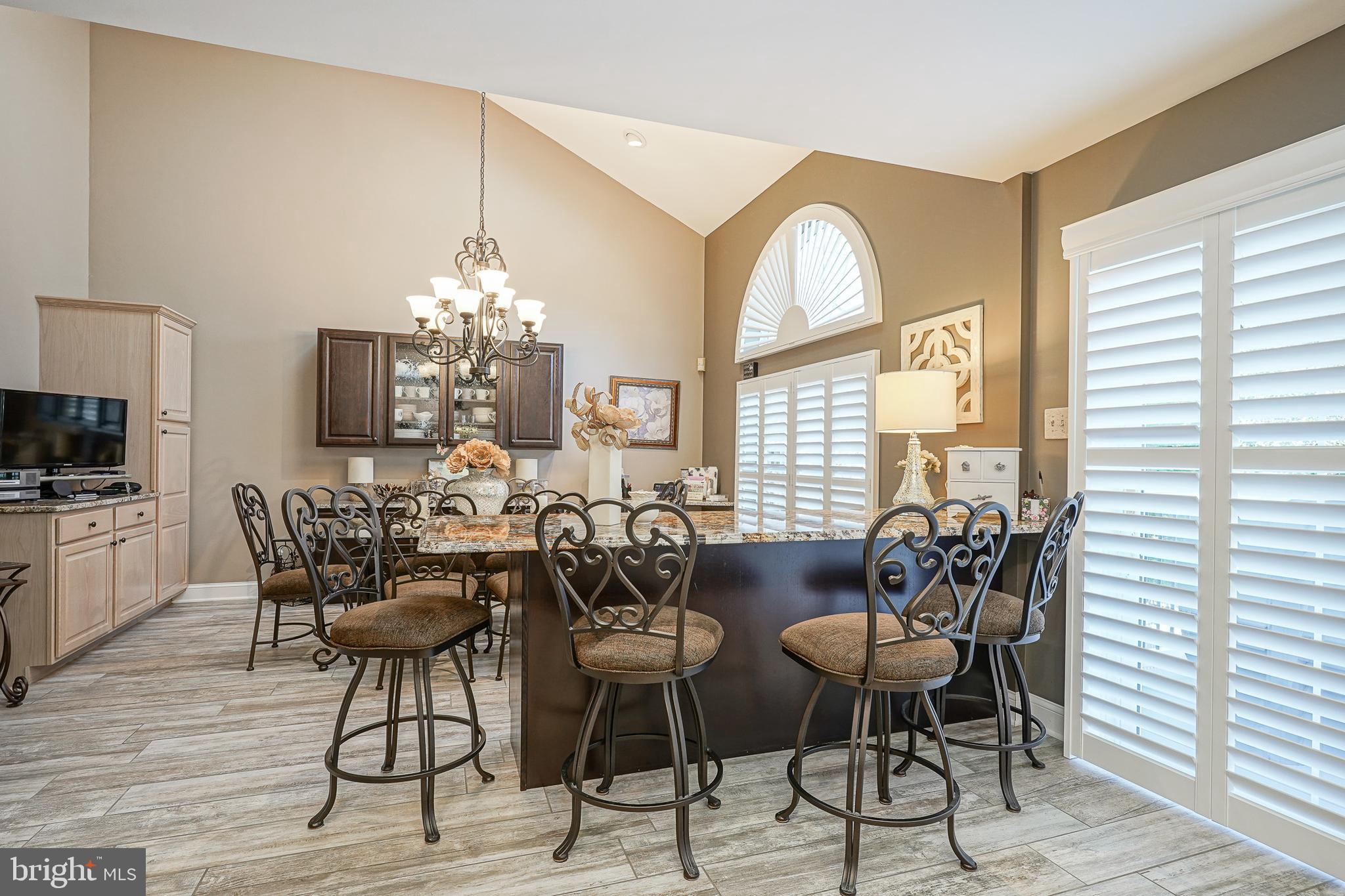 28 Timbercrest Dr