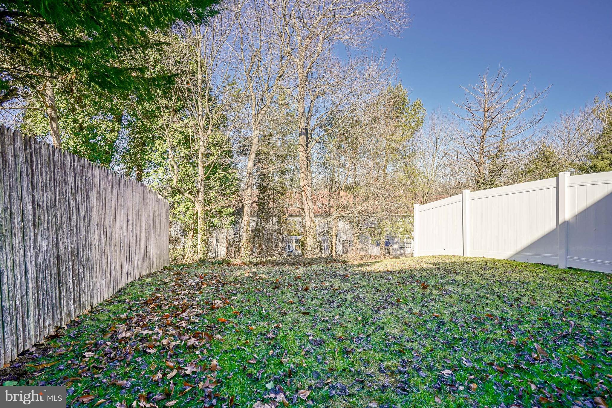 28 Timbercrest Dr