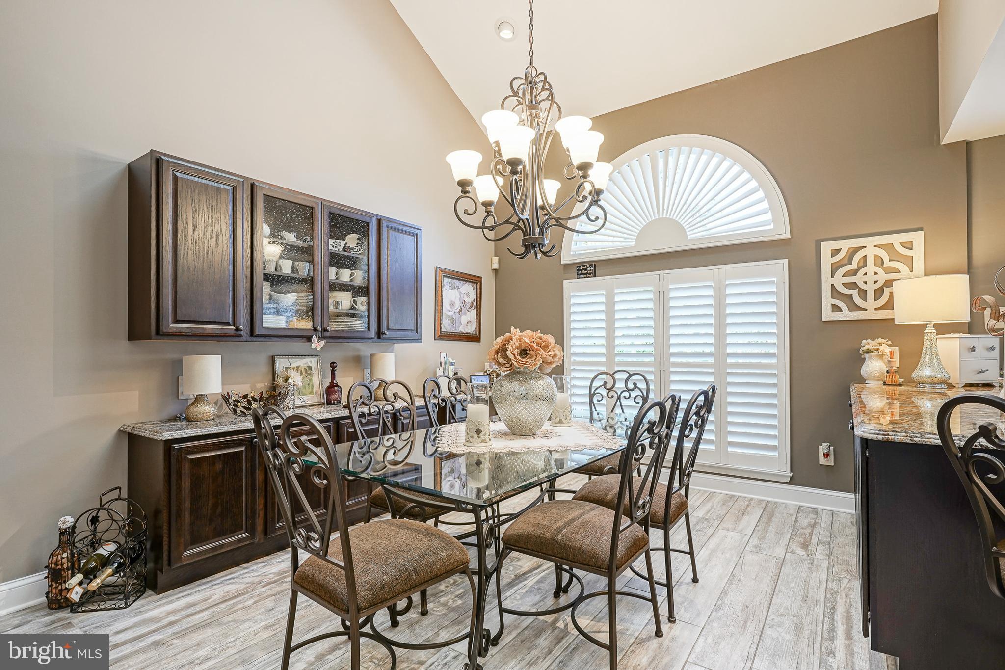28 Timbercrest Dr