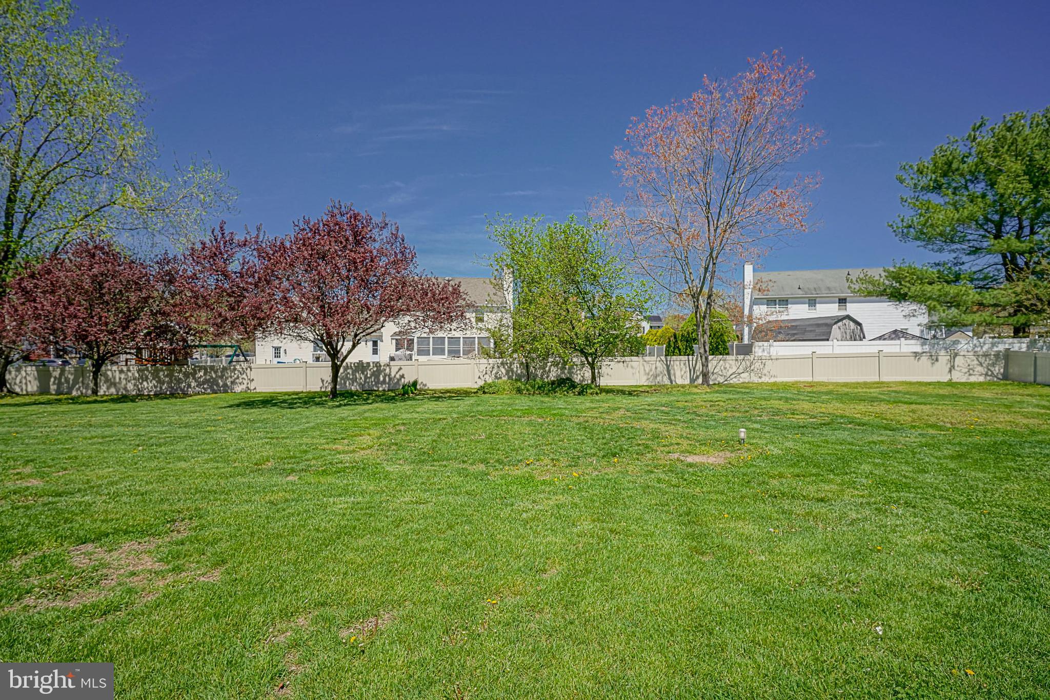 1001 April Ct