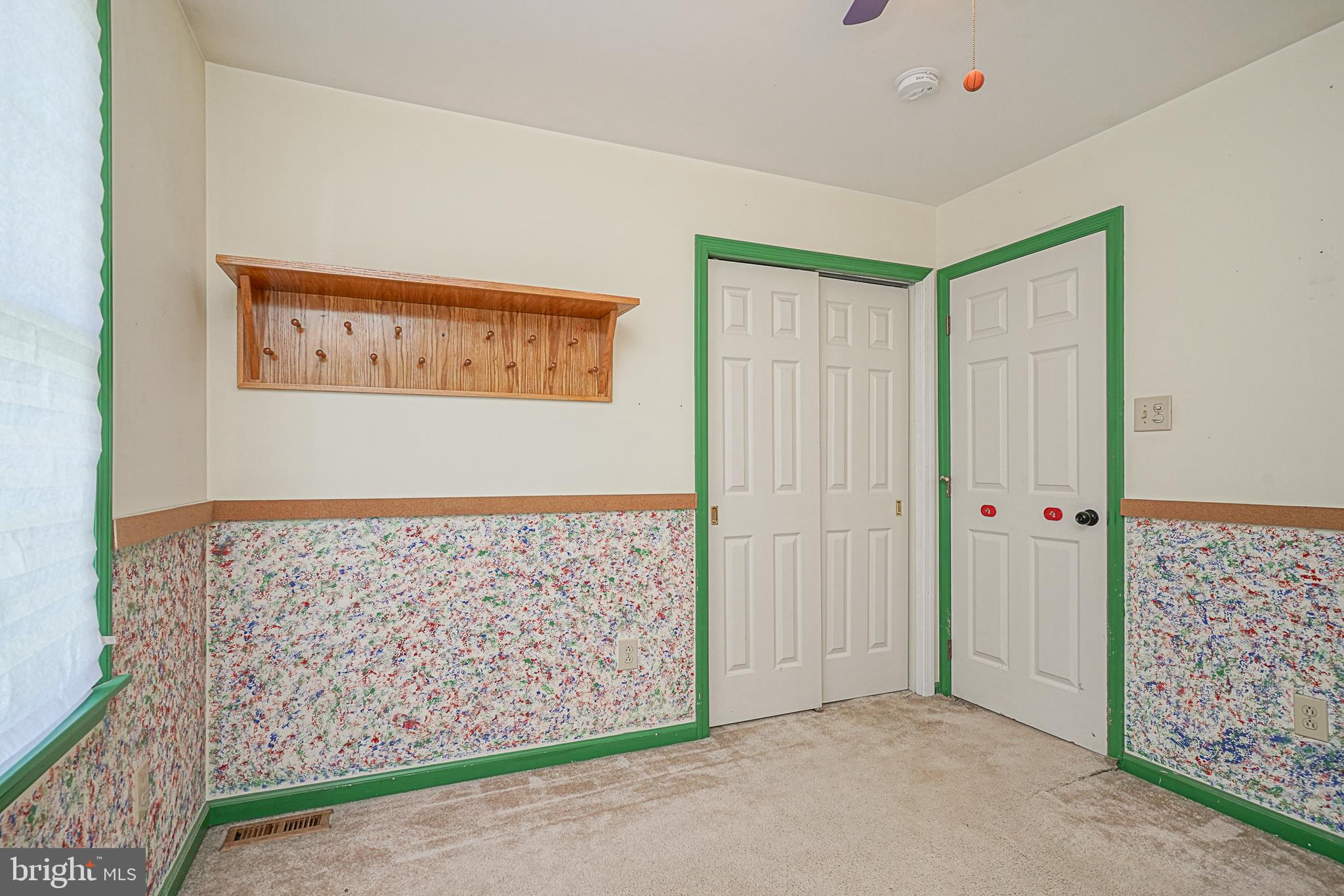 1001 April Ct