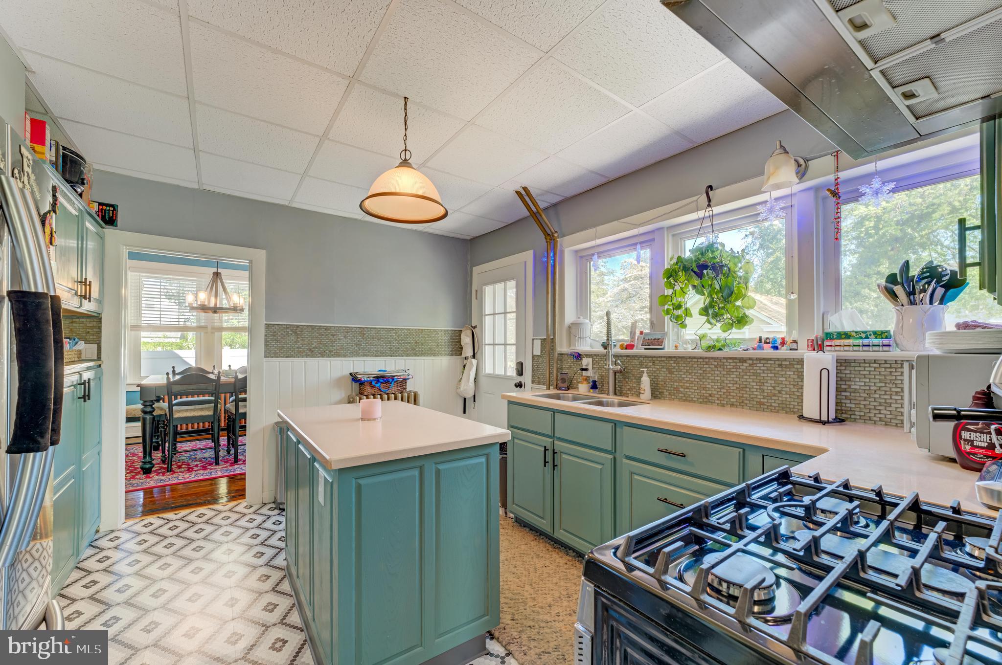 121 E Cumberland Ave