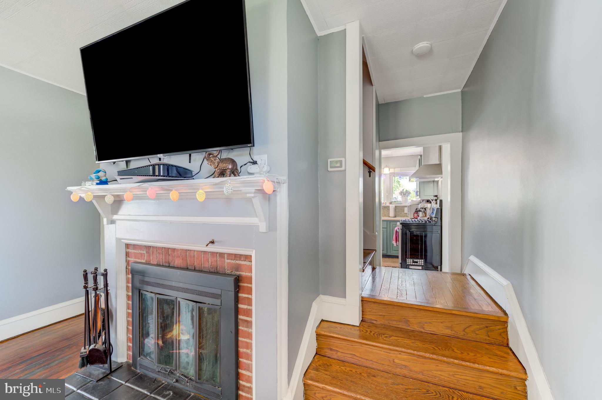 121 E Cumberland Ave